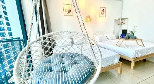 R 1-5Pax Cozy Home SetiaAlam 100mpsWifi&TV Trefoil, Забронировать Отель Кланг 