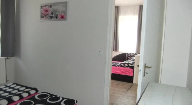 Ancsi Apartmanház, Забронировать Отель Балатонлелле Шомодь, рядом с Пляж Напфень