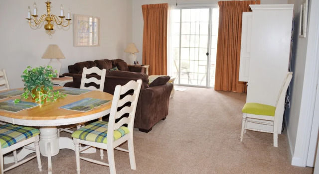 Номер Standard с балконом 713 Ironwood Condo