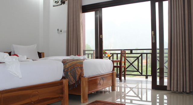 Двухместный номер Standard с балконом Lisha The Grand Riverside Hotel