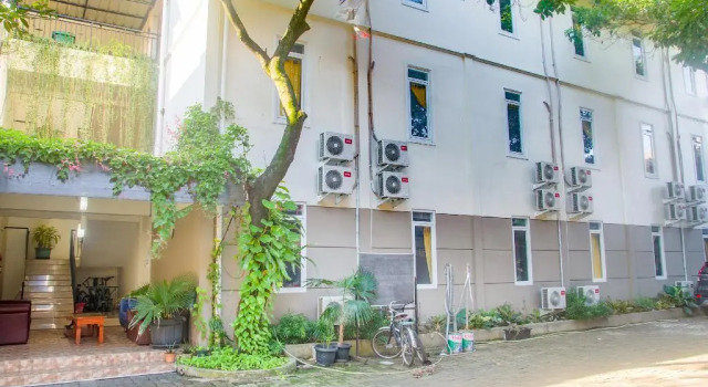 OYO 3922 Wisma Minongga, Book Hotel Jakarta Jakarta Province