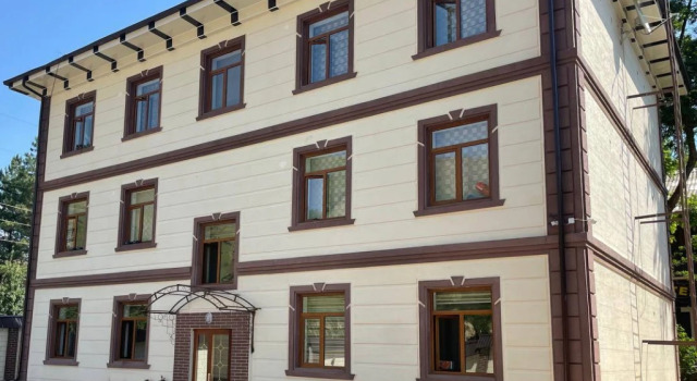 Yangiobod Mountain Resort Hotel, Забронировать Курортный отель Янгиабад Ангрен