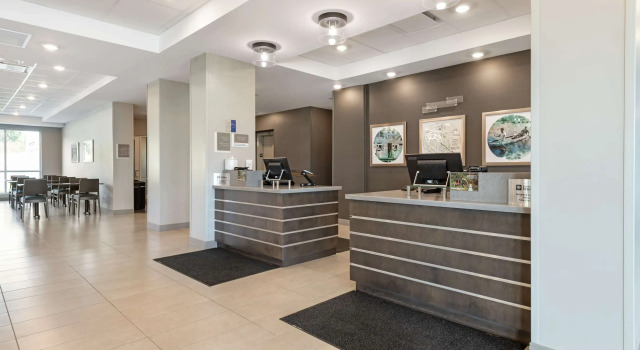 Best Western Plus Grand Rapids MN, Varaa Hotelli Grand Rapids Minnesota