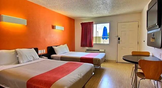 Номер Standard Motel 6-Austin, TX - North Central