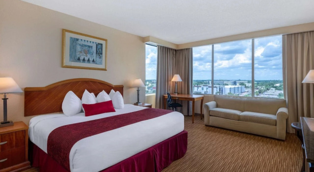 Двухместный номер Deluxe Tower Ramada by Wyndham Kissimmee Gateway