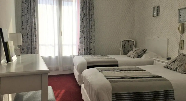 Двухместный номер Standard Hôtel Restaurant Le Grillon