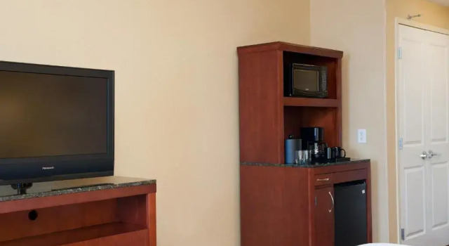 Двухместный Accessible  номер Hilton Garden Inn Indianapolis Airport