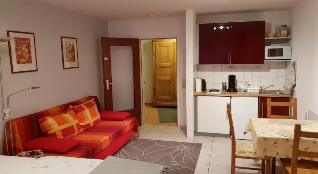 City Appartement 5, Забронировать Апартаменты/квартира Отели Фрайбург-им-Брайсгау с парковкой, рядом с Центральный железнодорожный вокзал Фрайбург-им-Брайсгау, Парковка