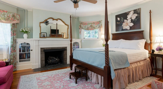 Люкс Pinecrest Bed & Breakfast