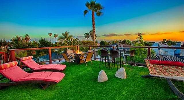 La Jolla SeaBreeze Vacation Rentals, Забронировать Отель Отели Ла-Хойя с парковкой, рядом с Scripps Beach, Парковка