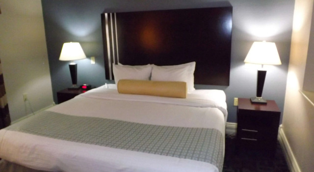 Двухместный номер Standard Best Western Plus Kalamazoo Suites