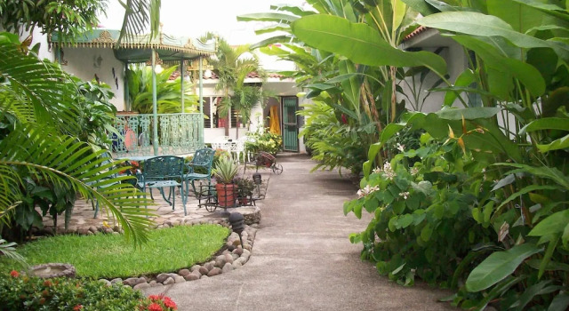 Executive Suite mit Balkon und mit Gartenblick Suites Ejecutivas Los Arcos