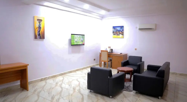Lekki Grandview Hotel