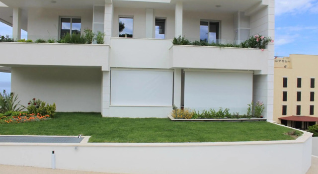 Calabona's promenade apartment