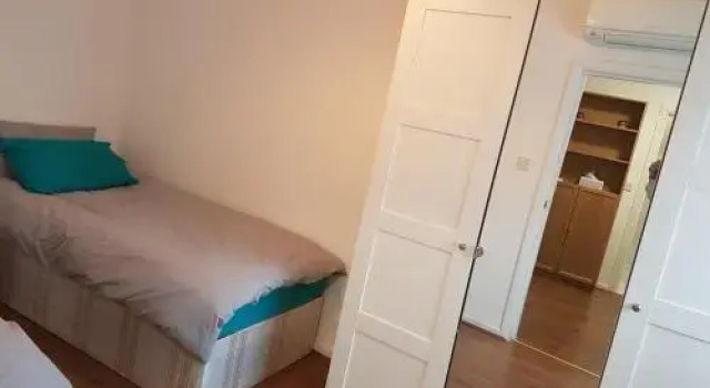 The Bungalow, Забронировать Отель Бизнес-отели Англии, 4* 5*