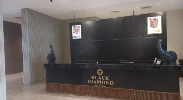 Black Diamond Hotel, Rezerwuj Hotel Victoria Island 