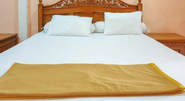 Hotel Mario Pulana Bone, Book Hotel Hotels in Sulawesi with Parking, Parking