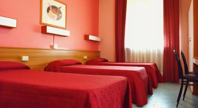 Трёхместный номер Standard Hotel Rosy