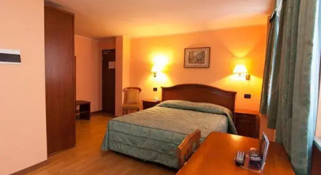 Hotel Breuil, Забронировать Отель Отели Брей-Червиния 3 звезды, рядом с Лыжный подъемник Червиния, 3*
