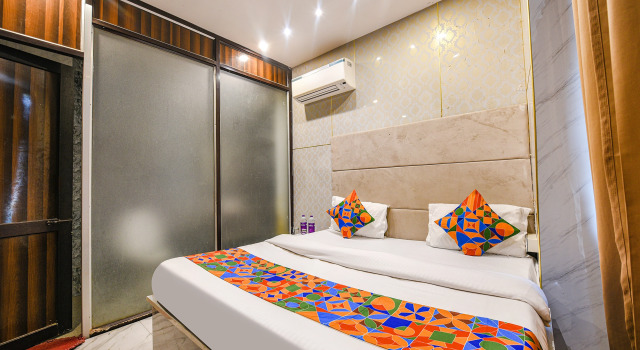Номер Deluxe FabHotel The Dreams