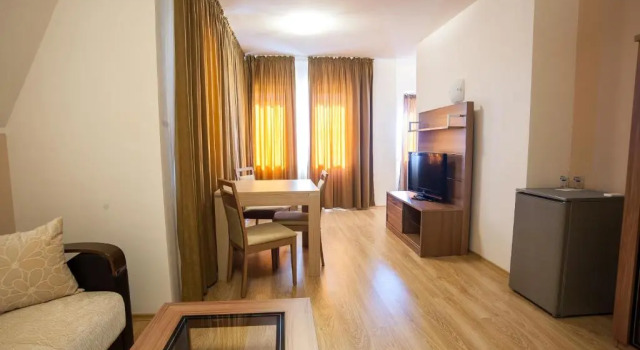 Полулюкс C Comfort Hotel & Wellness