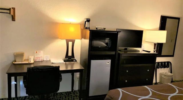 Номер Standard Super 8 by Wyndham Shakopee