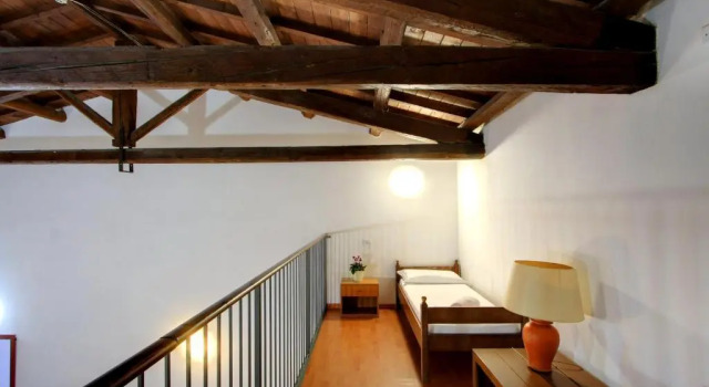Кровать в общем номере (мужской номер) Hostel Marina