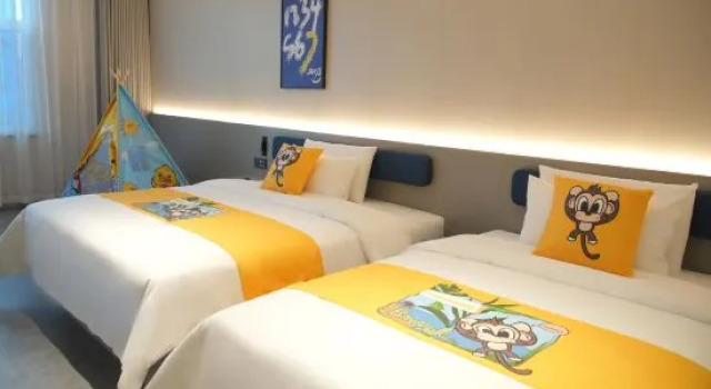 Семейный люкс Superior 7 Days Inn (Linxia Prefecture Museum Xinghua Jinxiucheng Branch)