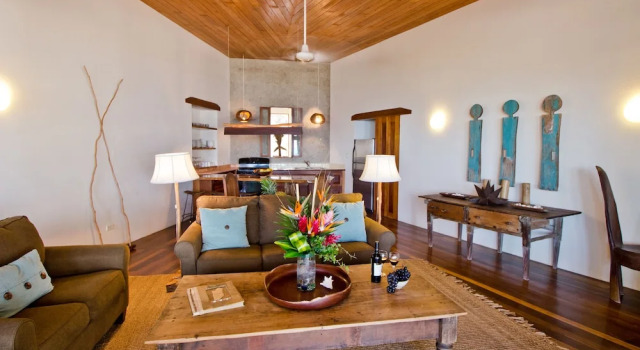 Sand 2 Bedroom Condo, Book Vacation Home Villas in Belize Province, Villa