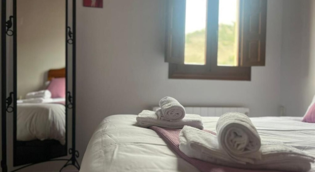 Apartamentos Rascacielos San Martin, Reservar Apartamento Cuenca Cuenca Province, perto de Playa Artificial