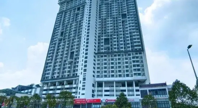 Airly Cybersquare Ensuite with Pool View #CS7