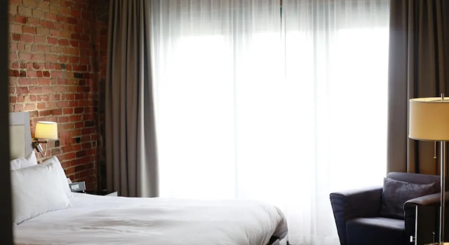 Standardní Dvoulůžkový s manželskou postelí pokoj Hotel Nelligan