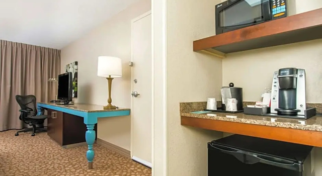 Номер Premium Hilton Garden Inn Charlottesville