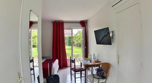 Двухместный номер Standard Logis Hôtel du Château