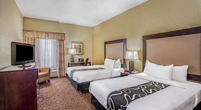 Четырёхместный номер Deluxe La Quinta by Wyndham Vicksburg