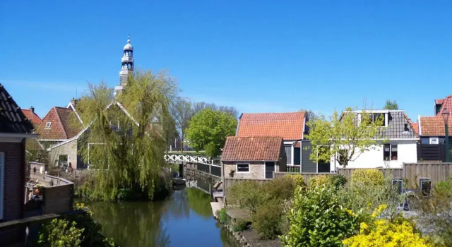 Коттедж Het Dijk Huisje