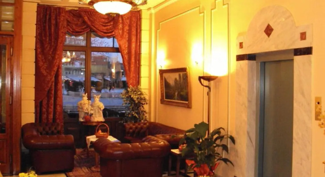 Astoria Hotel Traditional