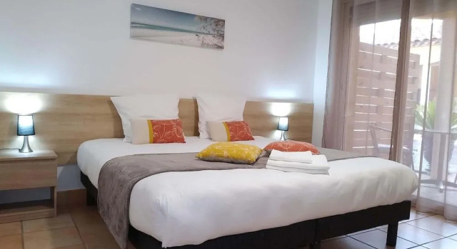 Le Paquebot, Book Hotel Hoteller i Villetelle med morgenmad, Morgenmad