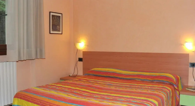 Holiday Home by Lake Idro Lombardy, Buchen Sie Ferienhaus Hotels in Brescia mit Parkplatz, Parkplätze