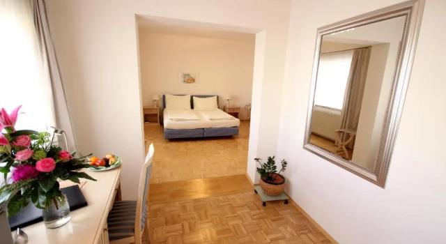 Полулюкс Stadthotel Carinthia