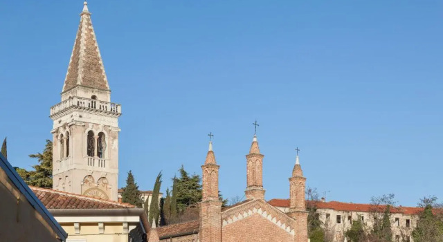 Verona Walls