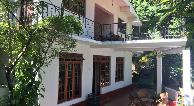 Kandy Shady Trees Villa, Забронировать Вилла Отели Канди с парковкой, рядом с Стадион Богамбара, Парковка