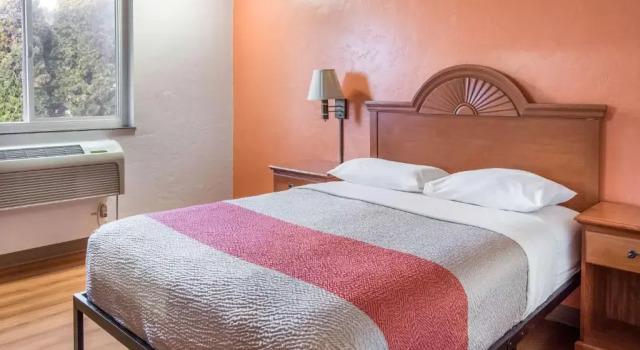 Двухместный номер Standard Motel 6-Wilsonville, OR - Portland