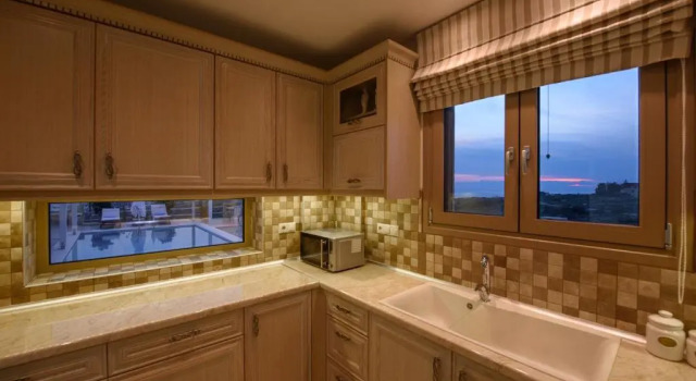 Вилла Golden Sky Villa