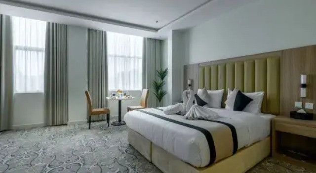 Люкс Deluxe MidTown Majestic Garden Resort