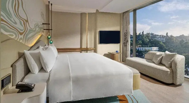 Suite Hotel Indigo Bandung Dago Pakar by IHG