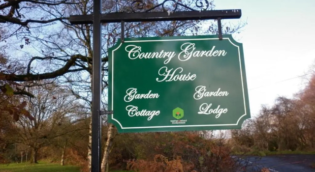 Коттедж Country Garden House Holiday Homes