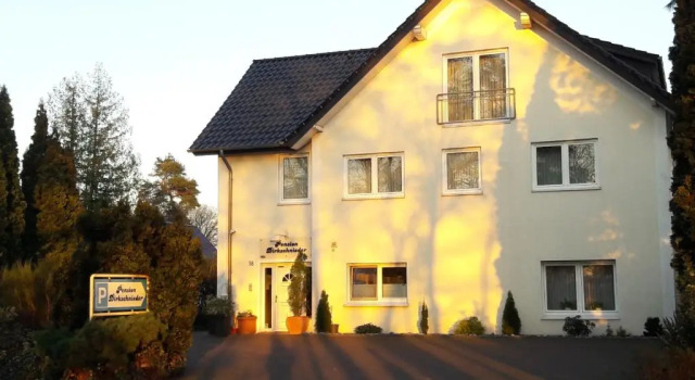 Pension Dirkschnieder, Забронировать Отель Шлос-Хольте-Штукенброк Teutoburg Forest