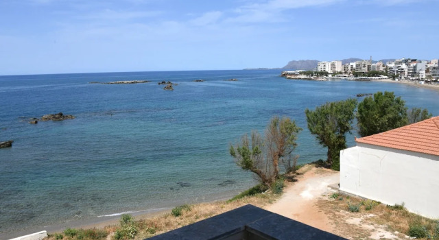 Трёхместный номер Standard с балконом и с частичным видом на море Klinakis Beach Hotel