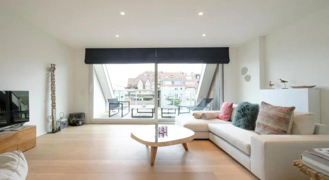 Gorgeous penthouse 3 bedrooms + terraces 150 meters from the beach